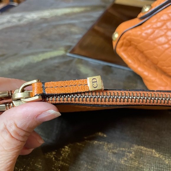 Christian Dior orange embossed leather handbag with pouch - Picture 14 of 16